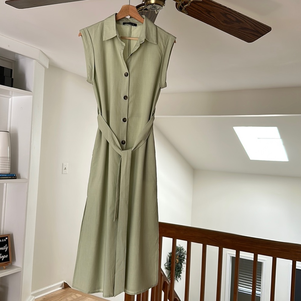 Cute easter Dress with Belt and  Split Thigh